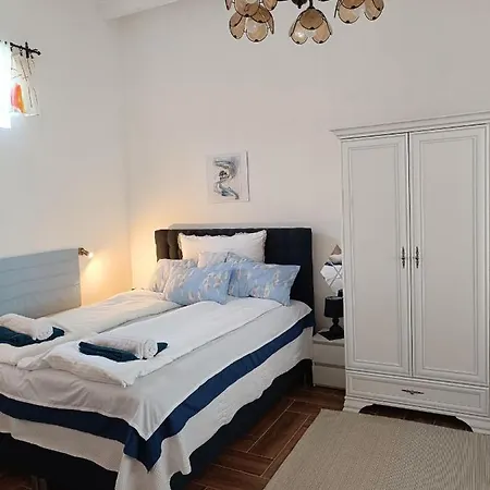 Kiskastely * Balmazújváros